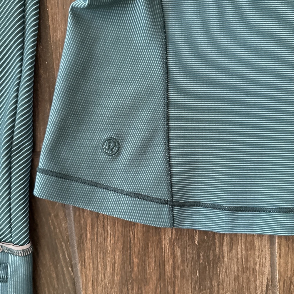 Lululemon Runderful 1/2 Zip Women 4 Teal Rulu Running Pullover Thumbholes - Picture 8 of 8